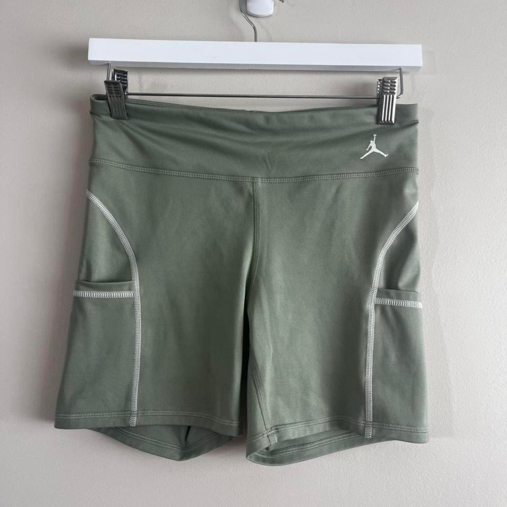 Jordan Brand bike shorts size M sage green tight fit with pockets athleisure